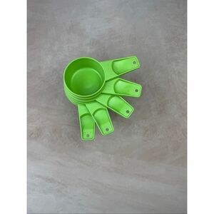 Vintage Tupperware Apple Green Measuring Cups Set of 5 1/4-3/4 No 1 Cup